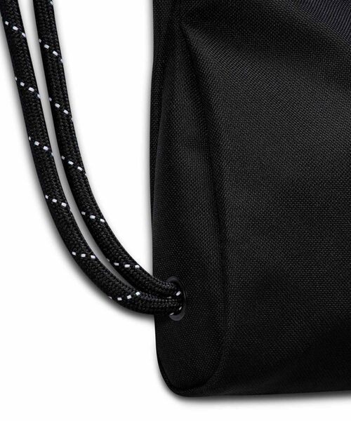 NIKE(ナイキ)の「ナイキ ヘリテージ 2.0 ドローコード バッグ (12L) / Nike Heritage 2.0 Drawstring Bag (12L) IB4356-010 Black(バックパック/リュック・メンズ・ブラック・ONE SIZE)」の6枚目の写真