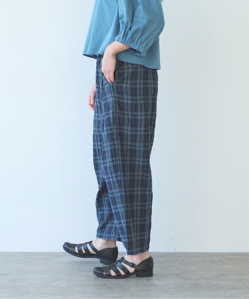 yuni（ユニ　）の「△L/C/Pe washer check gum tuck pants（その他パンツ・レディース・その他/ネイビー・FREE）」の7枚目の写真