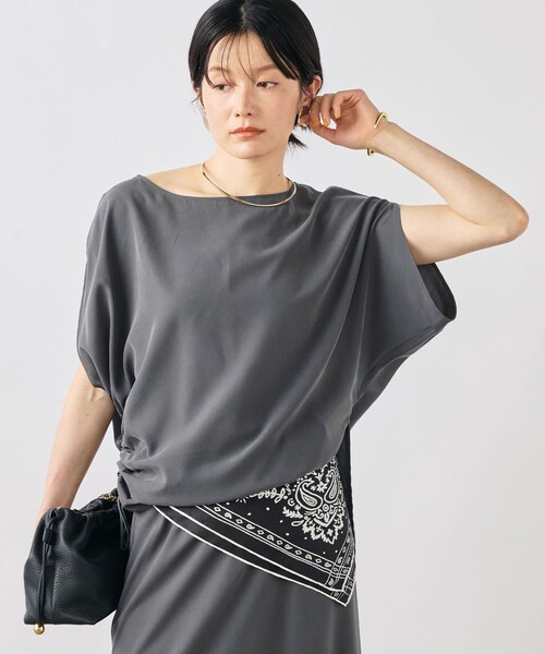 NOLLEY’S(ノーリーズ)の「《セットアップ対応》ウォッシャブルサンドウォッシュアシメブラウス(シャツ/ブラウス・レディース・チャコールグレー/ベージュ・38)」の2枚目の写真