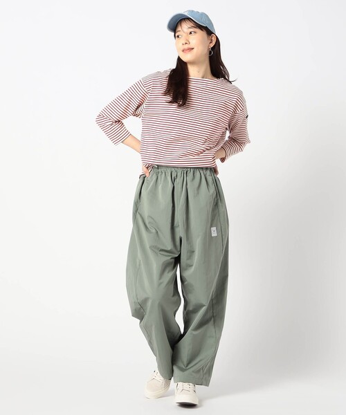 BROOKLYN OVERALL(ブルックリンオーバーオール)の「【BROOKLYN OVERALL】ウエストドローコードコクーンパンツ(その他パンツ・レディース・チャコールグレー/グリーン・FREE)」の5枚目の写真