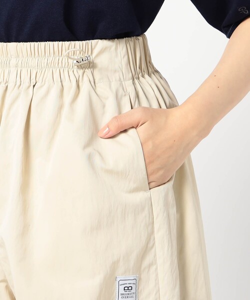 BROOKLYN OVERALL(ブルックリンオーバーオール)の「【BROOKLYN OVERALL】ウエストドローコードコクーンパンツ(その他パンツ・レディース・チャコールグレー/グリーン・FREE)」の10枚目の写真