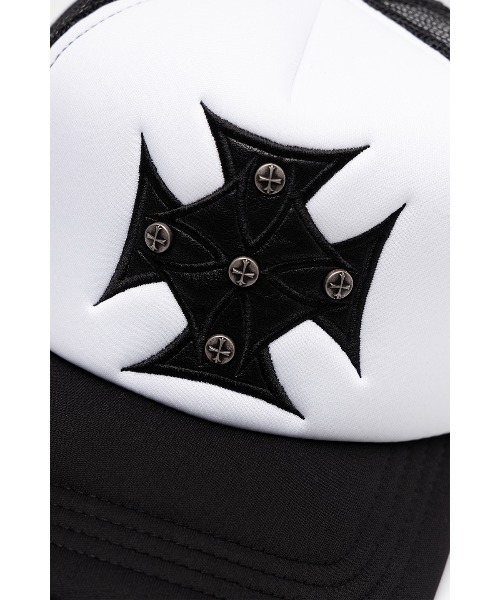 SUPPLIER（サプライヤー）の「メッシュキャップ｜Iron Cross Leather Patch Mesh Cap｜SUPPLIER（キャップ・メンズ・ブラック・FREE）」の2枚目の写真
