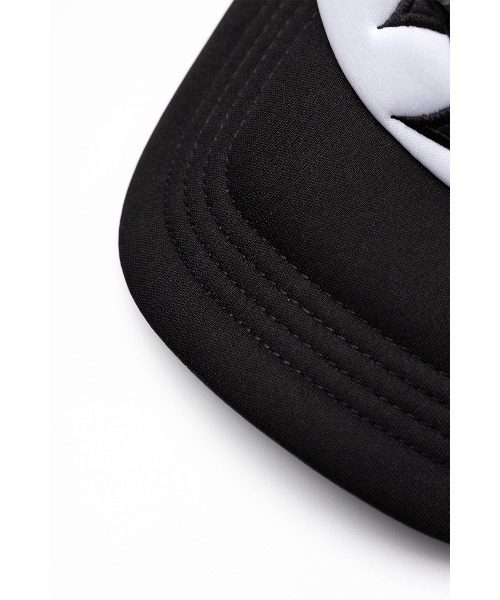 SUPPLIER（サプライヤー）の「メッシュキャップ｜Iron Cross Leather Patch Mesh Cap｜SUPPLIER（キャップ・メンズ・ブラック・FREE）」の5枚目の写真