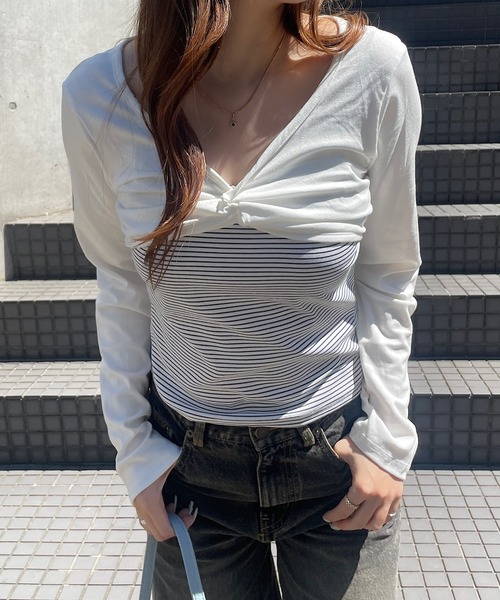 ROGER AND RAW(ロジャーアンドロウ)の「ショートボレロ ドッキングVネック長袖トップス(Tシャツ/カットソー・レディース・ライトブルー/ホワイト・FREE)」の15枚目の写真