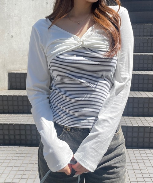 ROGER AND RAW(ロジャーアンドロウ)の「ショートボレロ ドッキングVネック長袖トップス(Tシャツ/カットソー・レディース・ライトブルー/ホワイト・FREE)」の4枚目の写真