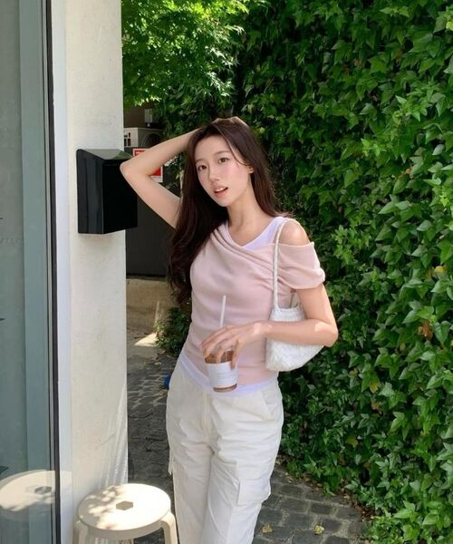 MONGDOL(モンドル)の「ダブルレイヤードワンショルダーTシャツライトピンクMDTS093LPINK(Tシャツ/カットソー・レディース・その他・F)」の5枚目の写真