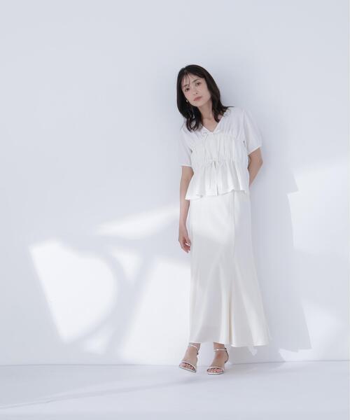 NATURAL BEAUTY BASIC(ナチュラルビューティーベーシック)の「バイアスサテンナロースカート(スカート・レディース・オフホワイト/ブラック/ブラック系その他2/ダークブラウン・SMALL/MEDIUM/P/S)」の11枚目の写真