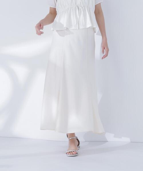 NATURAL BEAUTY BASIC(ナチュラルビューティーベーシック)の「バイアスサテンナロースカート(スカート・レディース・オフホワイト/ブラック/ブラック系その他2/ダークブラウン・SMALL/MEDIUM/P/S)」の12枚目の写真