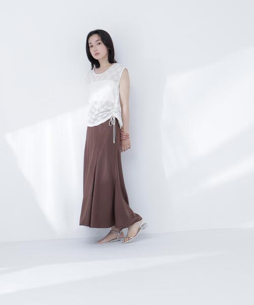 NATURAL BEAUTY BASIC(ナチュラルビューティーベーシック)の「バイアスサテンナロースカート(スカート・レディース・オフホワイト/ブラック/ブラック系その他2/ダークブラウン・SMALL/MEDIUM/P/S)」の22枚目の写真
