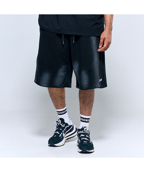 PHYSICAL GARMENTS（フィジカルガーメンツ）の「P2554 スプレーワッシングバミューダパンツ [3COLOR]（その他パンツ・メンズ・ブラック/ダークグリーン/グレー・LARGE/XX-LARGE）」の2枚目の写真