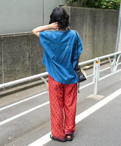 FREAK'S STORE(フリークスストア)の「インド フラワープリント柄パンツ(その他パンツ・レディース・オフホワイト/チャコールグレー/レッド・SMALL/MEDIUM)」の8枚目の写真