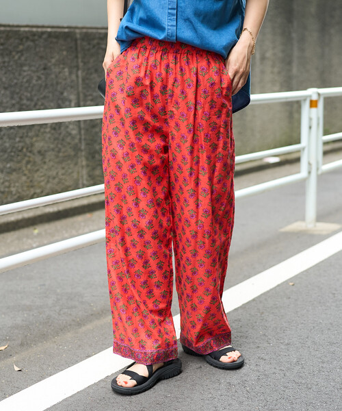 FREAK'S STORE(フリークスストア)の「インド フラワープリント柄パンツ(その他パンツ・レディース・オフホワイト/チャコールグレー/レッド・SMALL/MEDIUM)」の10枚目の写真