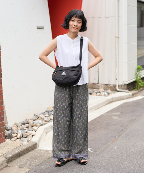 FREAK'S STORE(フリークスストア)の「インド フラワープリント柄パンツ(その他パンツ・レディース・オフホワイト/チャコールグレー/レッド・SMALL/MEDIUM)」の19枚目の写真