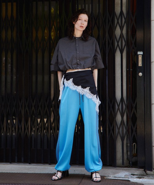 MAISON SPECIAL（メゾンスペシャル）の「Stretch Jersey Pants/ステッチジャージパンツ（スウェットパンツ・レディース・ブラック/アイボリー/ブルー・36/38）」の15枚目の写真