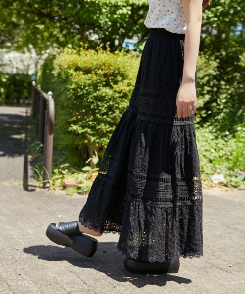 GORGE(ゴージ)の「《コットンレース×ティアード》ロングスカート/大人フェミニン/春夏/全2色(スカート・レディース・オフホワイト/ブラック・F)」の15枚目の写真