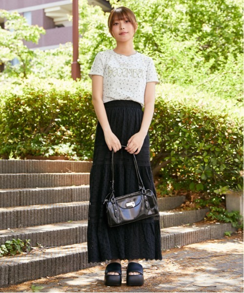 GORGE(ゴージ)の「《コットンレース×ティアード》ロングスカート/大人フェミニン/春夏/全2色(スカート・レディース・オフホワイト/ブラック・F)」の17枚目の写真