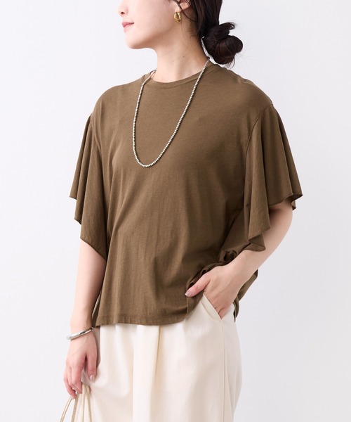 MICA&DEAL(マイカ&ディール)の「フリルスリーブTシャツ(Tシャツ/カットソー・レディース・ブラック/オフホワイト/ブラウン・FREE)」の2枚目の写真