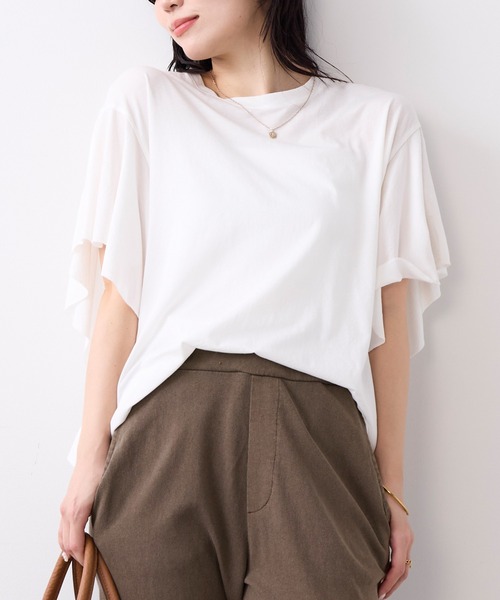 MICA&DEAL(マイカ&ディール)の「フリルスリーブTシャツ(Tシャツ/カットソー・レディース・ブラック/オフホワイト/ブラウン・FREE)」の3枚目の写真
