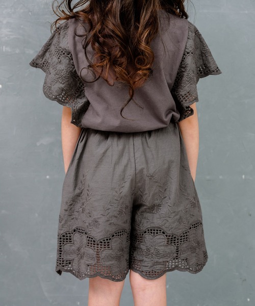 Rora(ローラ)の「カラハナ パンツ(その他パンツ・キッズ・チャコールグレー・150cm/140cm/130cm/120cm/110cm)」の6枚目の写真