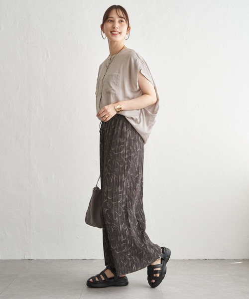 ikka(イッカ)の「さらっとプリーツワイドパンツ(その他パンツ・レディース・ブラウン/ダークグレー/ブルー・L/M/S)」の21枚目の写真