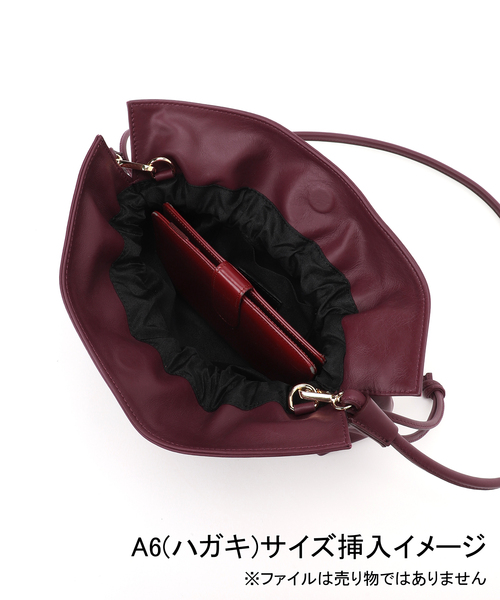 Spick & Span(スピックアンドスパン)の「《別注 / 》MILOS ショルダーバッグ(ショルダーバッグ・レディース・ボルドー/キャメル・FREE)」の14枚目の写真