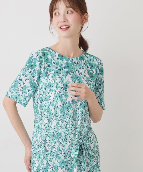 Sunauna(スーナウーナ)の「小花柄ワンピース(ワンピース・レディース・ネイビー系/ピンク系5/グリーン系その他2・40/38/36/34)」の4枚目の写真