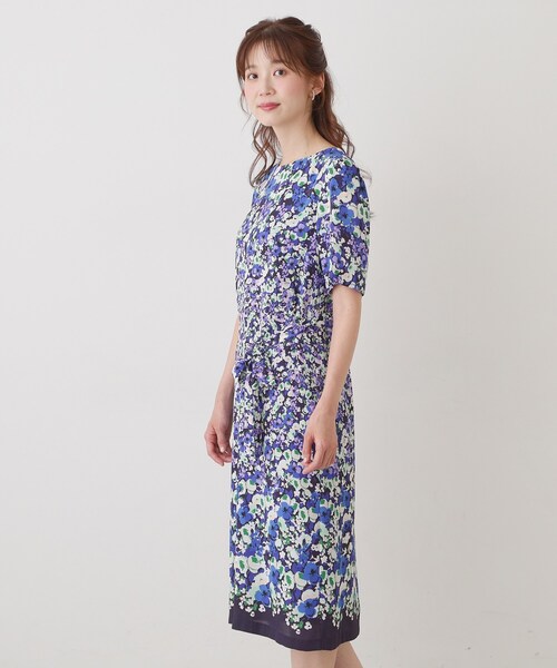 Sunauna(スーナウーナ)の「小花柄ワンピース(ワンピース・レディース・ネイビー系/ピンク系5/グリーン系その他2・40/38/36/34)」の18枚目の写真