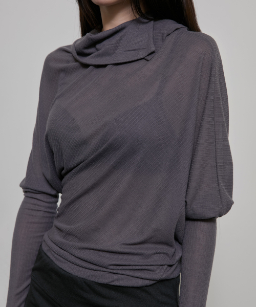 FLAREUP(フレアアップ)の「Sheer Asymmetrical Long Sleeve (FL-175_Charcoal)(Tシャツ/カットソー・レディース・チャコール・OS)」の3枚目の写真
