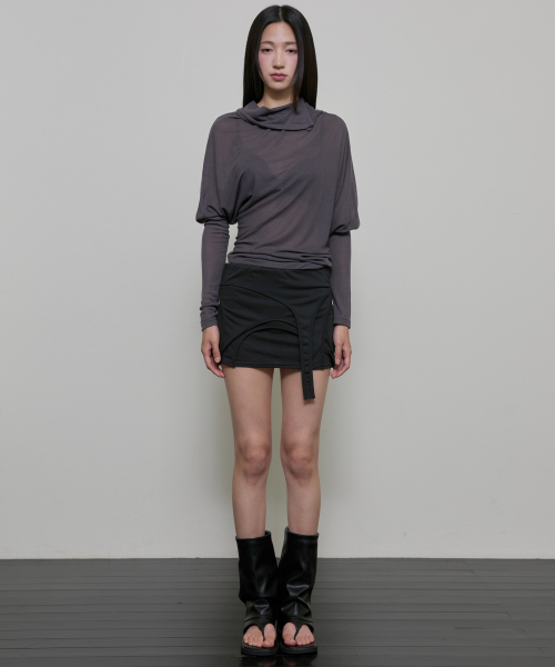 FLAREUP(フレアアップ)の「Sheer Asymmetrical Long Sleeve (FL-175_Charcoal)(Tシャツ/カットソー・レディース・チャコール・OS)」の5枚目の写真