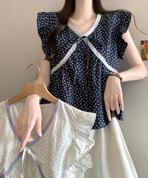 AMAJI(アマジ)の「リボンタイ フリル フレンチスリーブ クロップドブラウス(シャツ/ブラウス・レディース・ネイビー/ベージュ・FREE)」の5枚目の写真