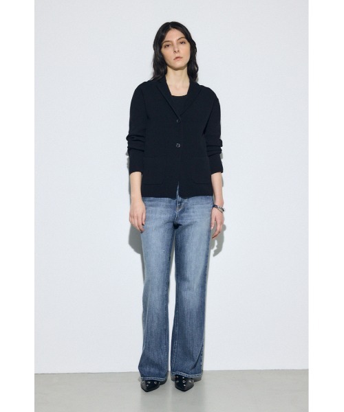 AZUL by moussy（アズールバイマウジー）の「【身長/骨格別着用画像あり】AZUL DENIM センタープレスフレアデニム（デニムパンツ・レディース・ワンウォッシュ/ブルー・26inch/25inch/24inch/23inch）」の8枚目の写真