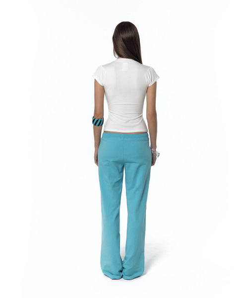 KASHIKO（カシコ）の「2000s Low-rise Track Pants Blue（スウェットパンツ・レディース・その他・MEDIUM/SMALL）」の2枚目の写真
