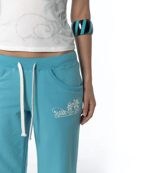 KASHIKO（カシコ）の「2000s Low-rise Track Pants Blue（スウェットパンツ・レディース・その他・MEDIUM/SMALL）」の7枚目の写真