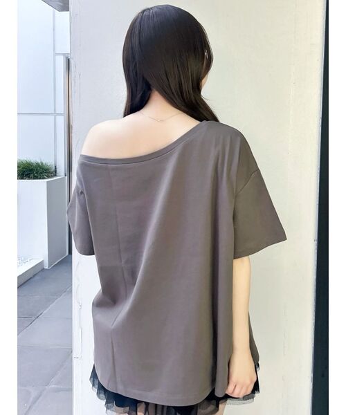 dazzlin(ダズリン)の「ワンショルフリルリボンビッグTシャツ(Tシャツ/カットソー・レディース・チャコールグレー/ブルー/オフホワイト・FREE)」の15枚目の写真