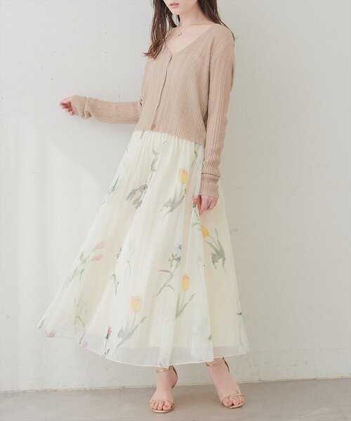 natural couture(ナチュラルクチュール)の「ナチュラルフラワープリントメッシュスカート(スカート・レディース・オフホワイト/ブラック・FREE)」の5枚目の写真