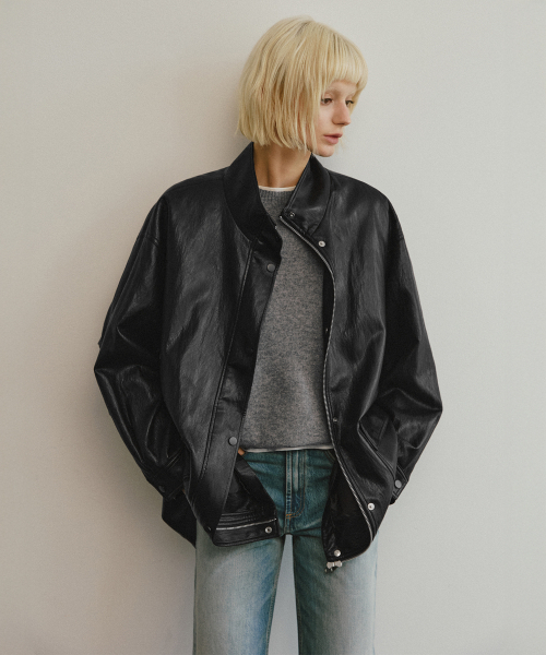 LEFTSEOUL（レフトソウル）の「シンセティックレザー ハイネック オーバーサイズジャケット [ブラック]（その他アウター・レディース・ブラック・SMALL/MEDIUM）」の3枚目の写真