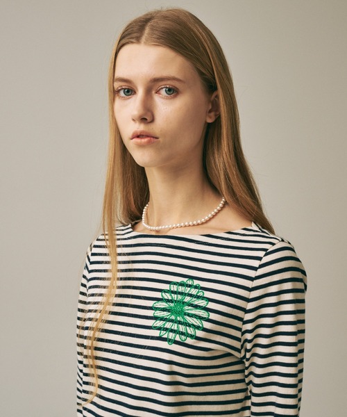 Mardi Mercredi(マルディメクルディ)の「SLIM TSHIRT 3/4 SLEEVE STRIPE / スリム Tシャツ 3/4 スリーブ ストライプ(Tシャツ/カットソー・レディース・ネイビー/ブルー/レッド/アイボリー・FREE)」の7枚目の写真