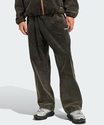 adidas（アディダス）の「アディダスEQTコーデュロイパンツ  / アディダスオリジナルス adidas Originals（その他パンツ）」