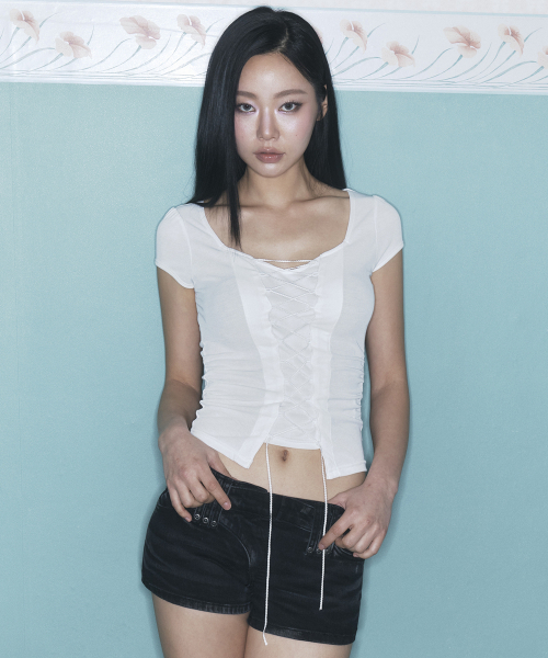 PLEASENOFOLLOW(プリーズノーフォロー)の「Heren Corset Short Sleeve Top (Ivory)(Tシャツ/カットソー・レディース・その他・FREE)」の1枚目の写真