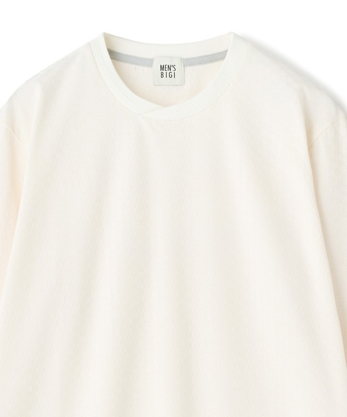 MEN'S BIGI（メンズビギ）の「リンクスジャカード 変形クルーネックロングTシャツ［抗菌防臭］（Tシャツ/カットソー・メンズ・ボルドー/ブラック/ブルー/ホワイト・05/04/01/03/02）」の21枚目の写真