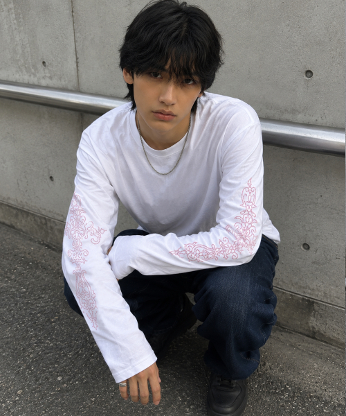 GRAVER（グレーバー）の「[UNISEX] SIM SLEEVE ロングスリーブ Tシャツ_3color（Tシャツ/カットソー・レディース・ブラック/ホワイト/チャコールグレー・MEDIUM/LARGE）」の11枚目の写真