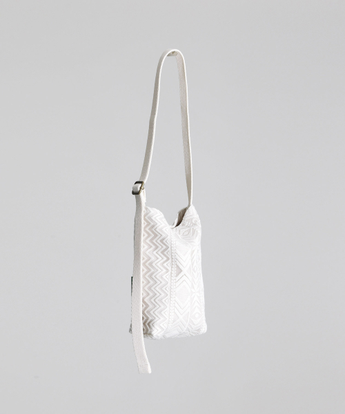 GREEN STUFF（グリーンスタッフ）の「STUM mini bag 60 - ethnic lace ivory（トートバッグ・レディース・その他・FREE）」の8枚目の写真