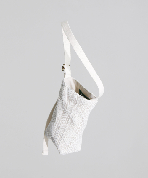GREEN STUFF（グリーンスタッフ）の「STUM mini bag 60 - ethnic lace ivory（トートバッグ・レディース・その他・FREE）」の7枚目の写真