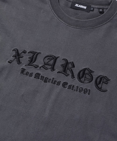 XLARGE(エクストララージ)の「PIGMENT DYED OLD ENGLISH L/S TEE(Tシャツ/カットソー・メンズ・ブラウン/ネイビー/ブラック・S/M/L/XL)」の5枚目の写真