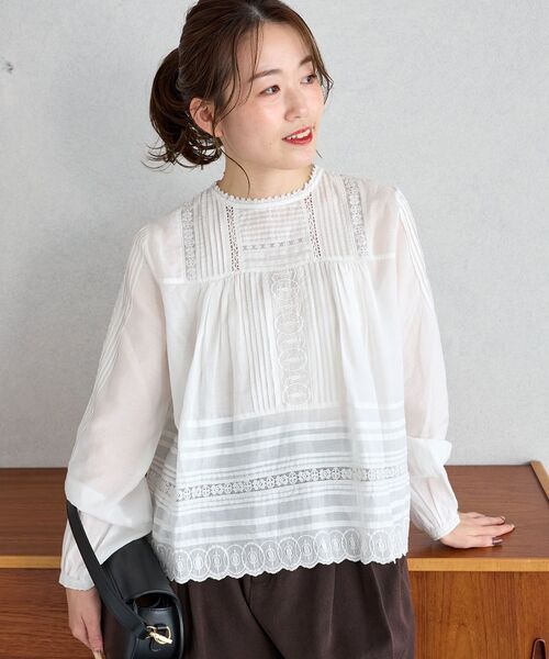 le.coeur blanc(ルクールブラン)の「Fanakaスカラップ刺しゅうリバーレースブラウス(シャツ/ブラウス・レディース・オフホワイト・38)」の11枚目の写真