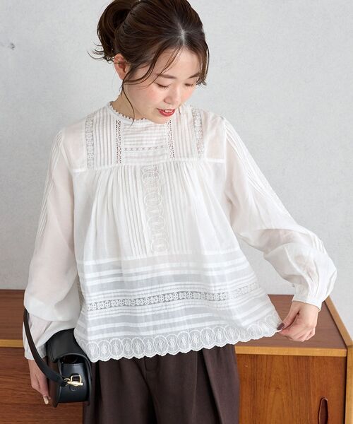 le.coeur blanc(ルクールブラン)の「Fanakaスカラップ刺しゅうリバーレースブラウス(シャツ/ブラウス・レディース・オフホワイト・38)」の12枚目の写真