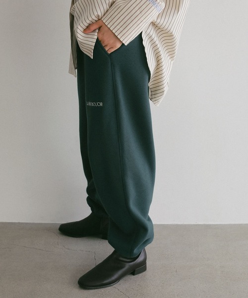 A part by(アパートバイ)の「【LA FINE BOUCHEコラボ】スウェットパンツ(スウェットパンツ・レディース・ライトグレー/レッド系その他6/グリーン系その他5・FREE)」の1枚目の写真