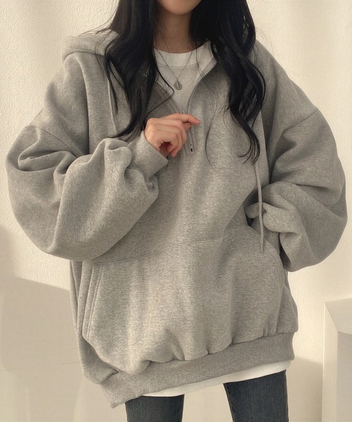 yuue' ( wear )(ユーイ)の「裏起毛オーバーサイズハーフジップパーカー/フーディー(パーカー・レディース・グレー/アイボリー/ブラック・FREE)」の3枚目の写真