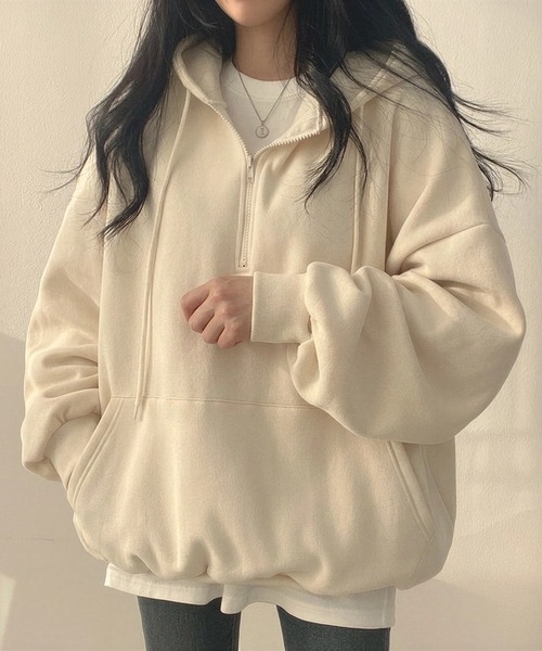 yuue' ( wear )(ユーイ)の「裏起毛オーバーサイズハーフジップパーカー/フーディー(パーカー・レディース・グレー/アイボリー/ブラック・FREE)」の1枚目の写真