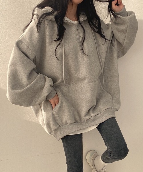 yuue' ( wear )(ユーイ)の「裏起毛オーバーサイズハーフジップパーカー/フーディー(パーカー・レディース・グレー/アイボリー/ブラック・FREE)」の17枚目の写真